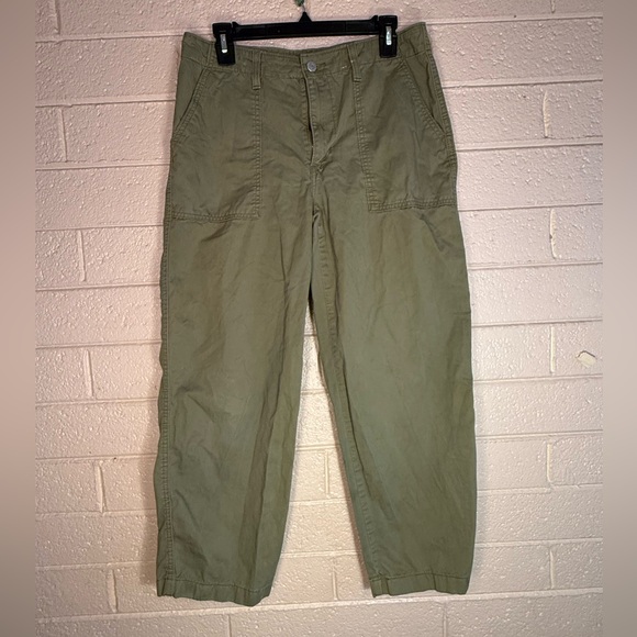 Levi's Men's Olive Chinos - Picture 1 of 8